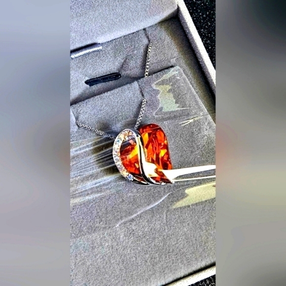 Infinity Love Heart Pendant Necklace - Picture 4 of 6